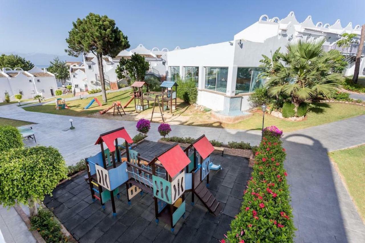 Casa Soleada - Beautiful Villa, Best Corner By Pools, Resort Facilities,Full Kitchen, 3 Terraces, Internet Marbella Exterior photo