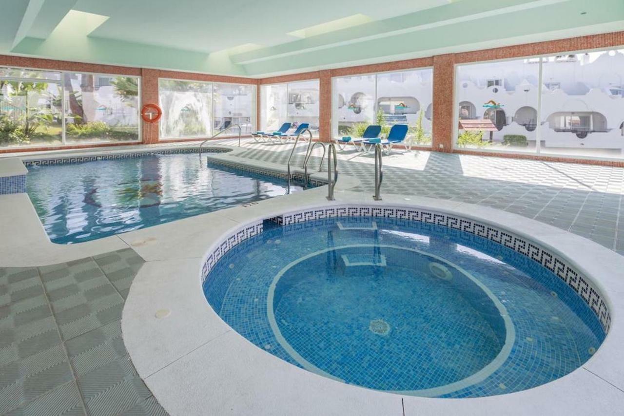 Casa Soleada - Beautiful Villa, Best Corner By Pools, Resort Facilities,Full Kitchen, 3 Terraces, Internet Marbella Exterior photo